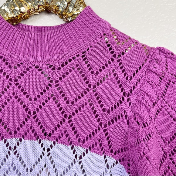 BCBGeneration • Bonnie Striped Short Sleeve Sweater - Picture 7 of 16